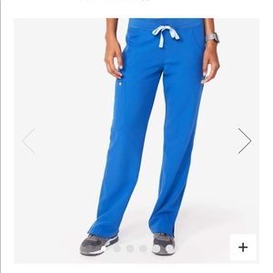 Figs kade small cargo scrub pants